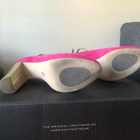 Like new! Sole Society pink and gold tstrap - Picture 5 of 5